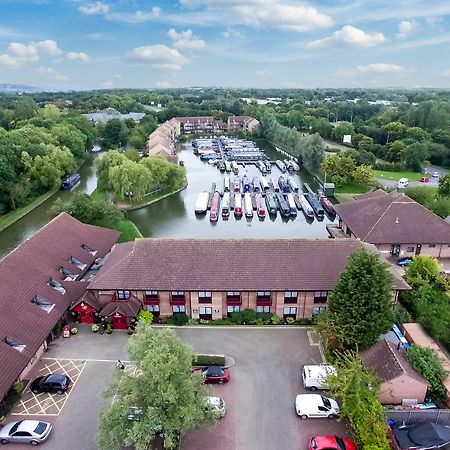 Peartree Lodge Waterside Milton Keynes Exterior foto